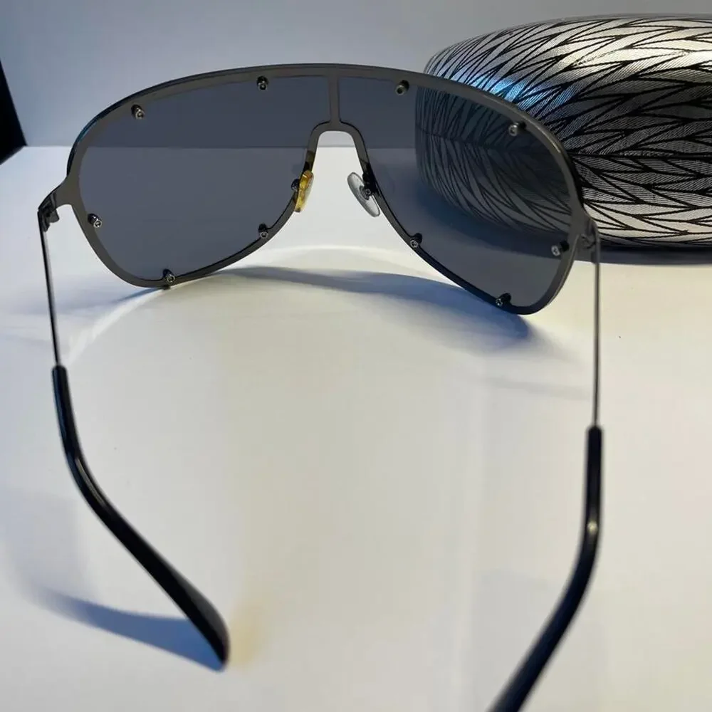 Unbranded Aviator Sunglasses Black Lenses Silver Metal Frame